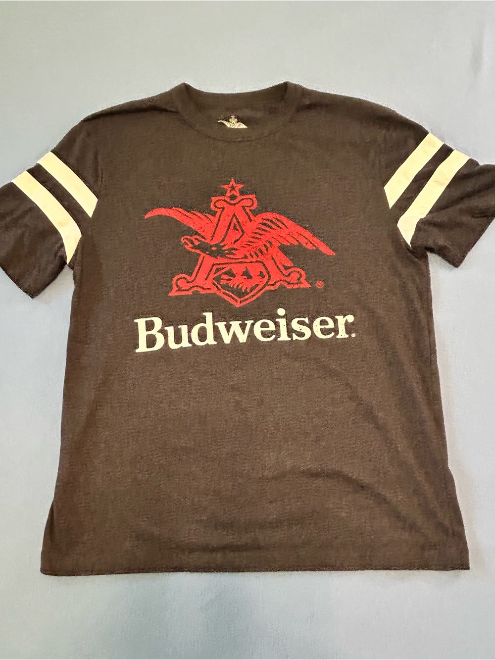 Budweiser Anheuser-Busch Eagle Red Logo w/Striped Sleeves